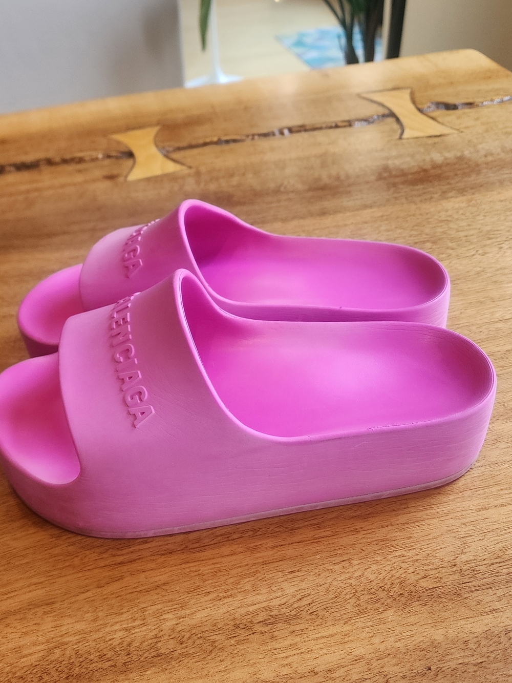 Balenciaga Pink Chunky Rubber Pool Slide Sandals Size 7 - Picture 3 of 10